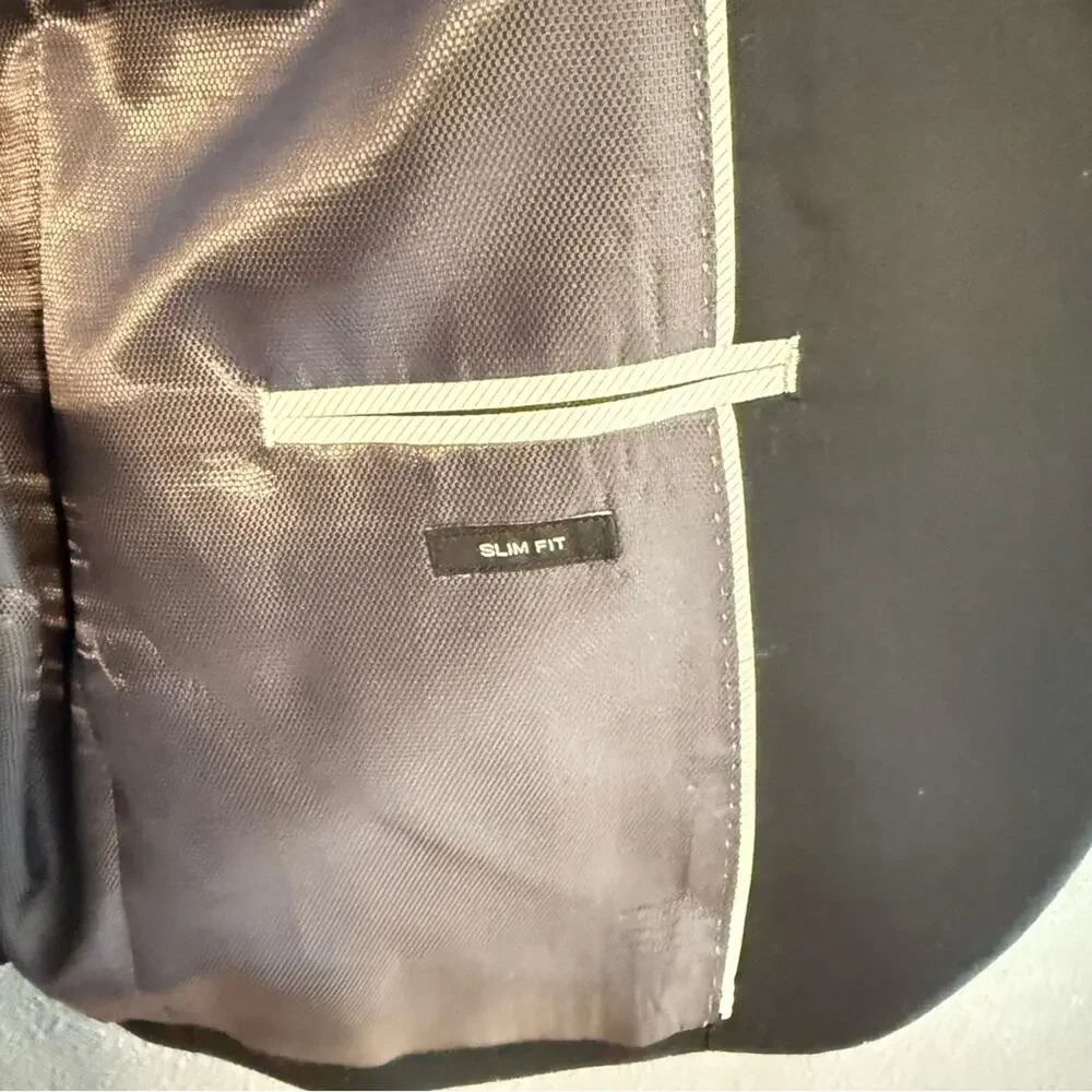CLEARANCE Kenneth Cole Reaction Black Blazer Size 44 XL